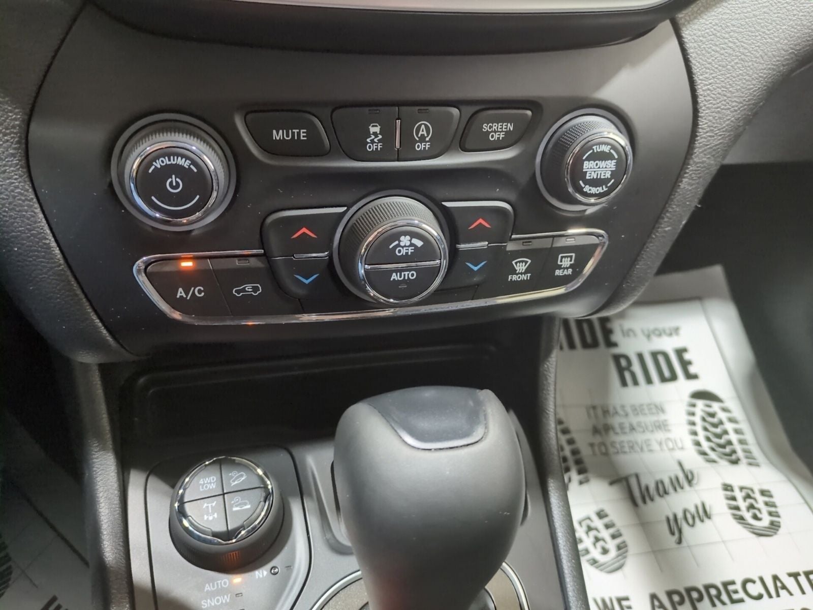 2019 Jeep Cherokee Trailhawk