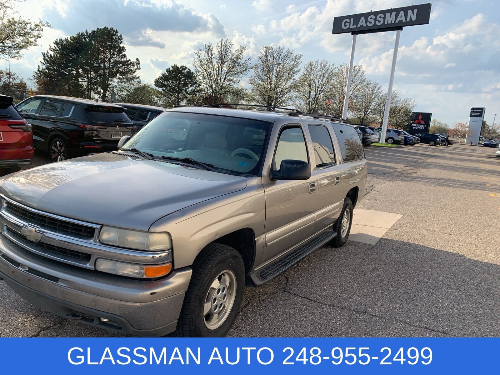 2001 Chevrolet Suburban 4WD 1500 Series's photo