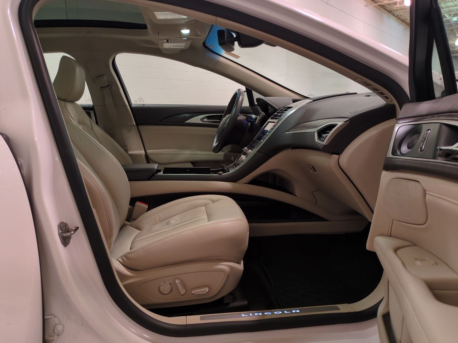 2020 Lincoln MKZ Hybrid Reserve