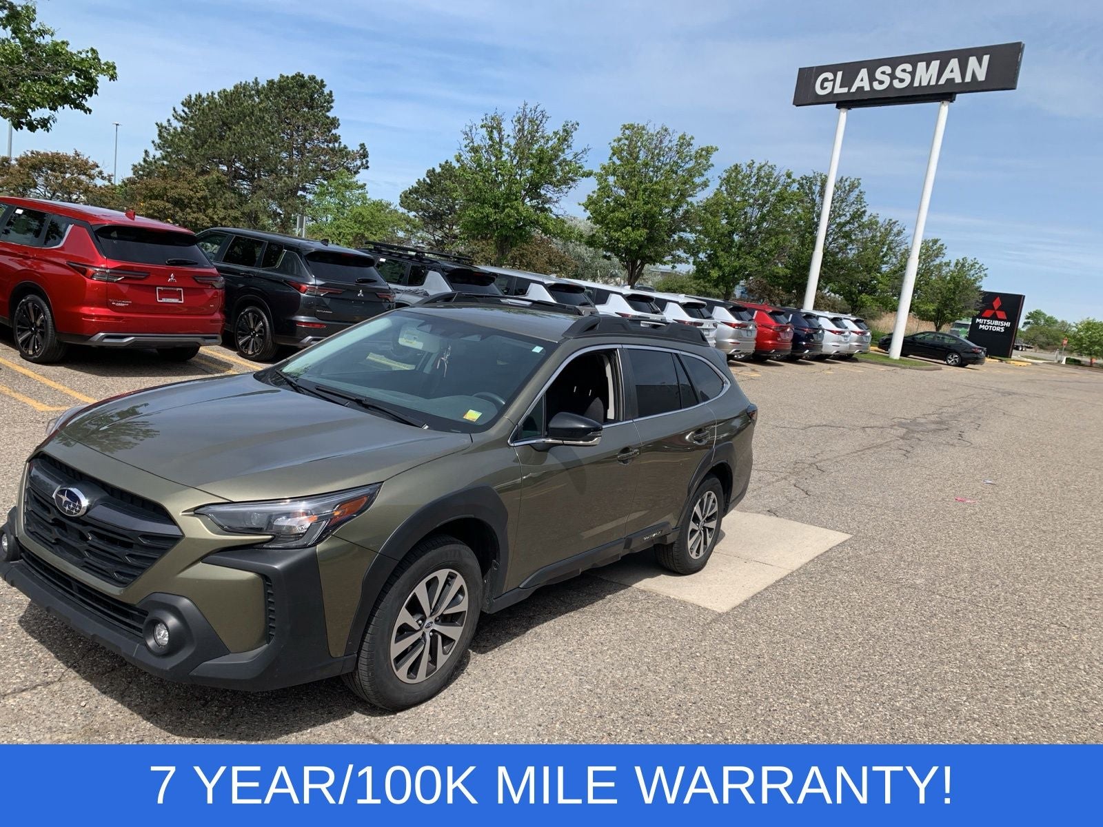 2024 Subaru Outback Premium's photo
