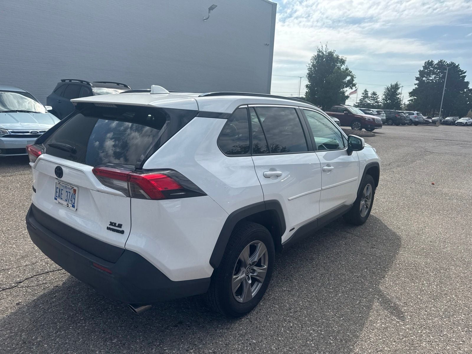2024 Toyota RAV4 Hybrid XLE