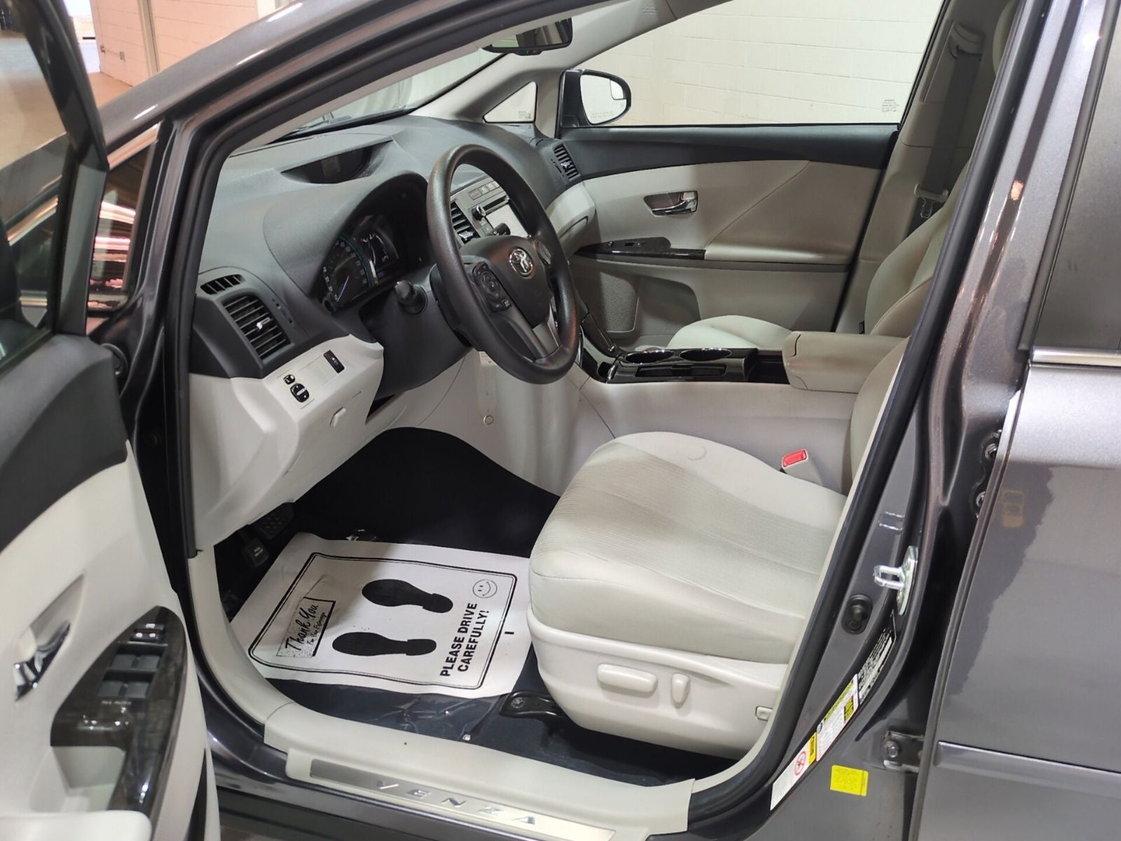 2015 Toyota Venza LE