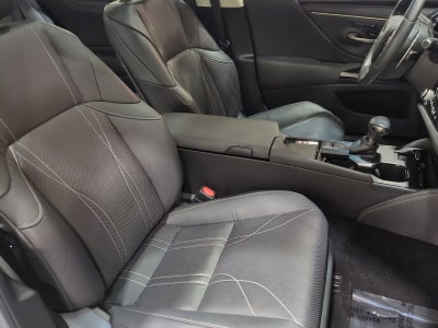 2023 Lexus ES 350 Ultra Luxury
