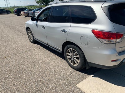 2014 Nissan Pathfinder SL
