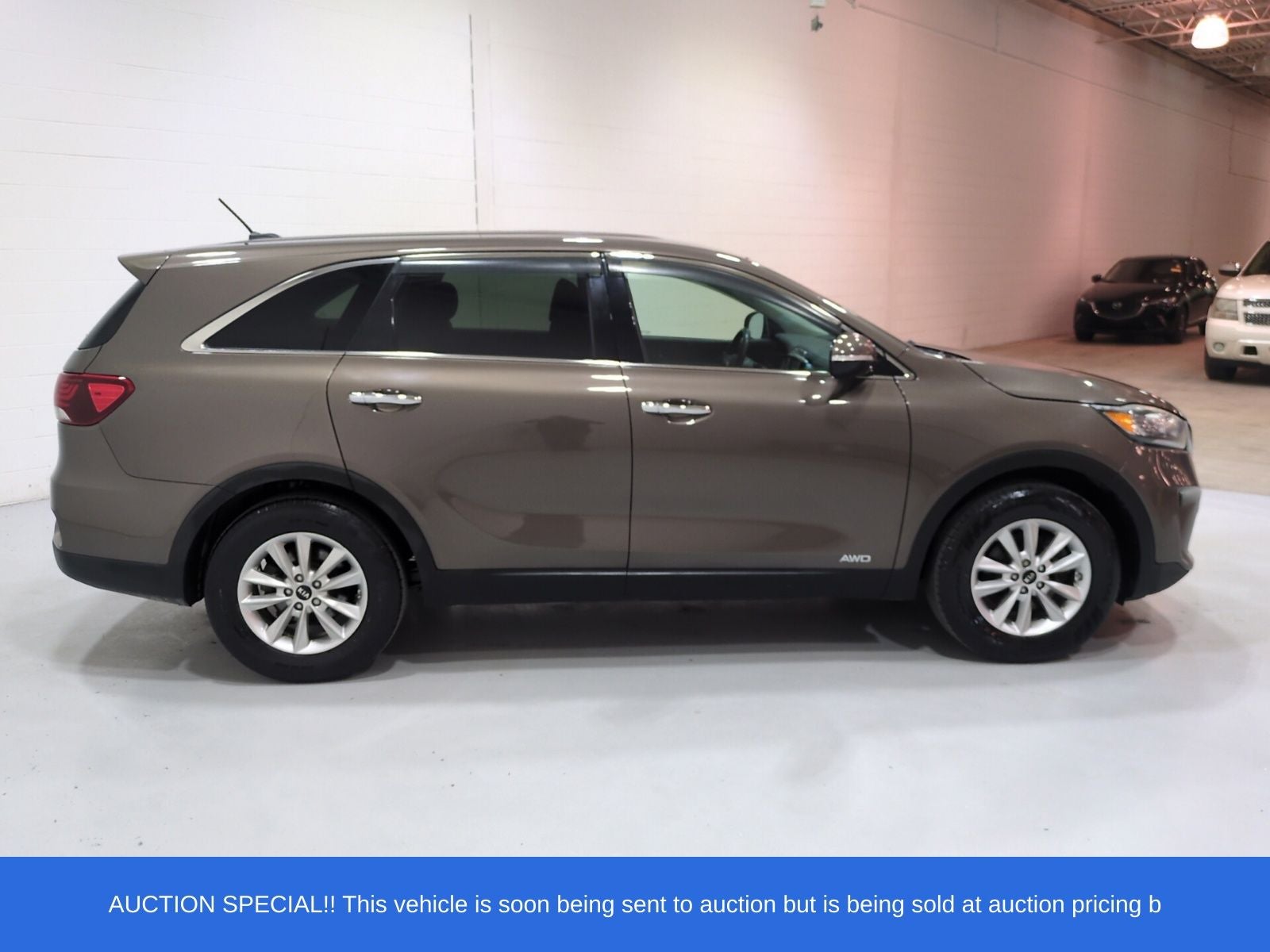 Used 2019 Kia Sorento LX with VIN 5XYPGDA35KG505443 for sale in Southfield, MI