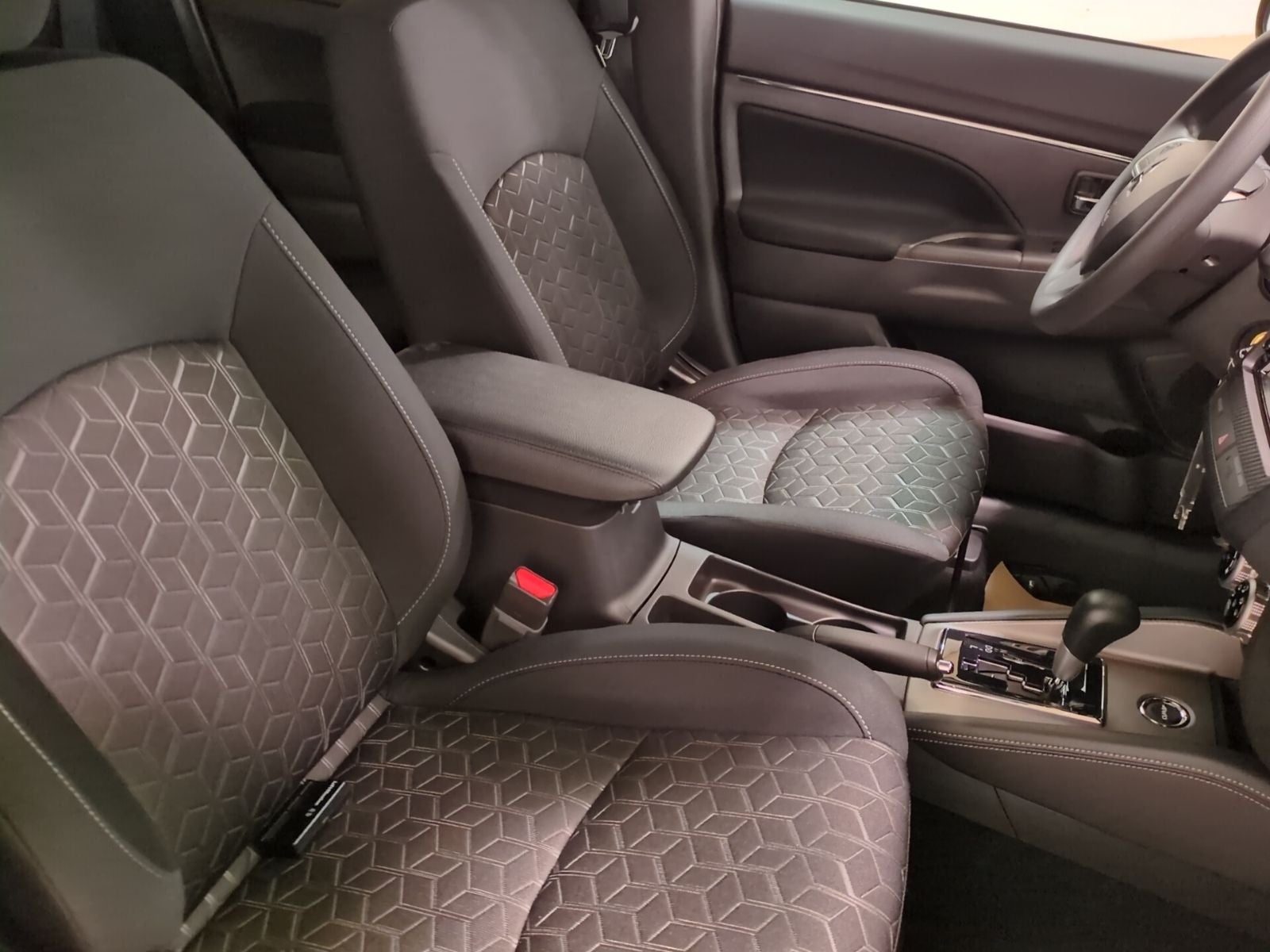 2025 Mitsubishi Outlander Sport 2.0 ES