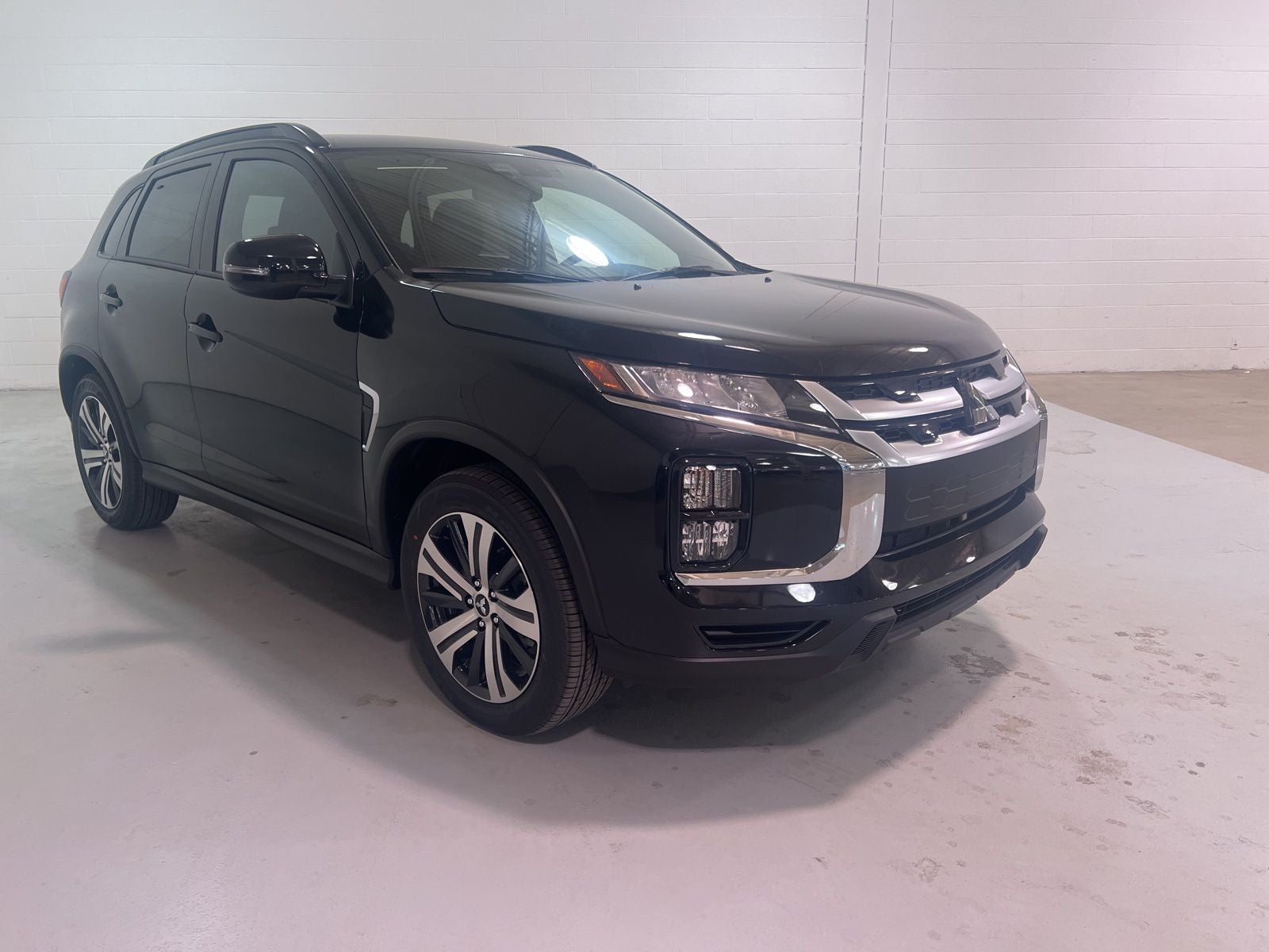 2025 Mitsubishi Outlander Sport SEL