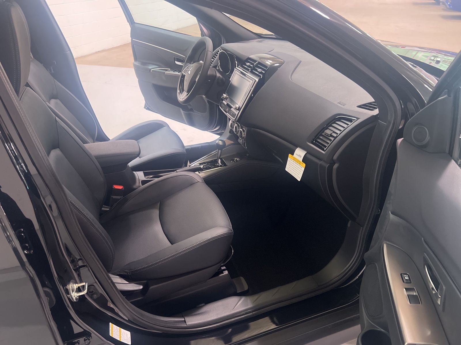 2025 Mitsubishi Outlander Sport SEL