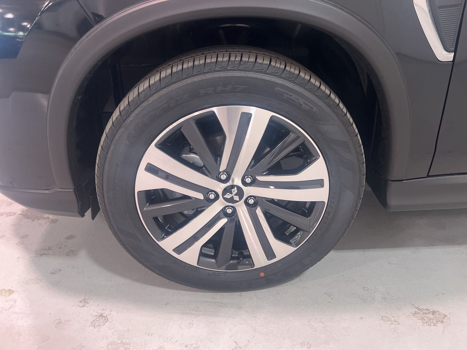 2025 Mitsubishi Outlander Sport SEL