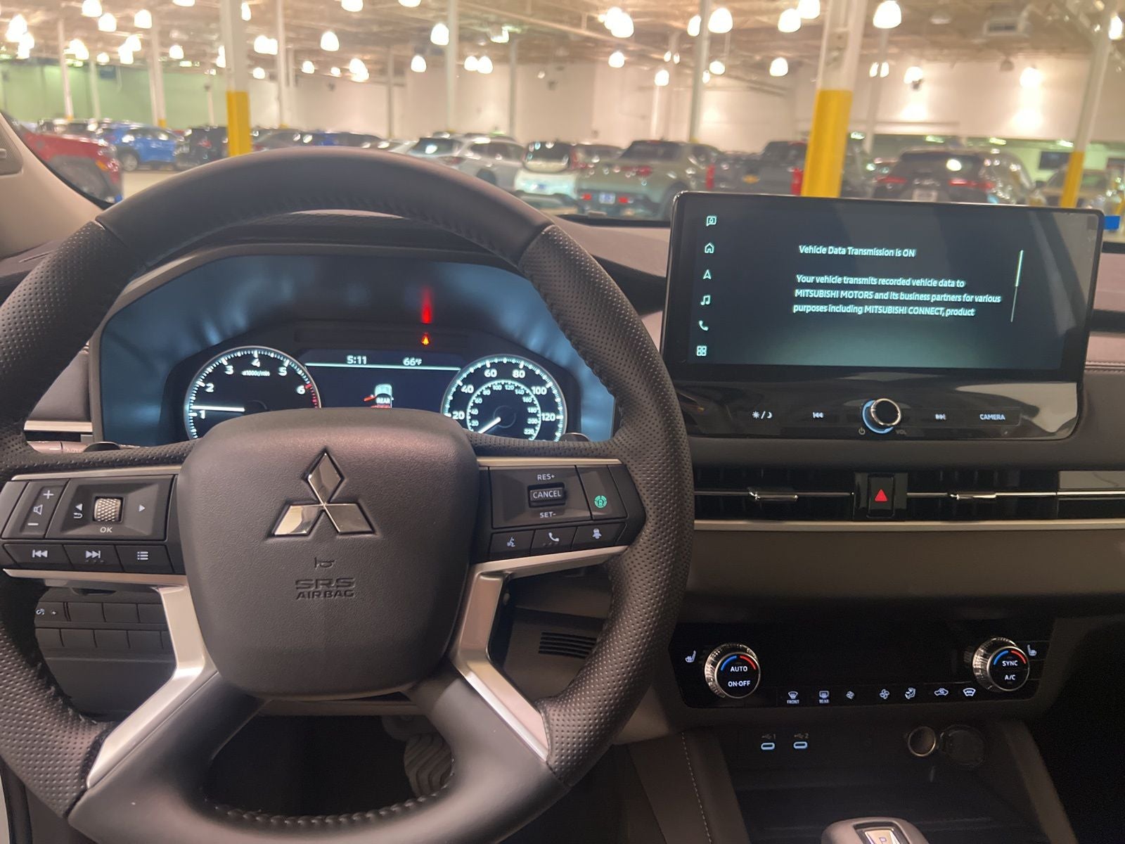 2025 Mitsubishi Outlander SE