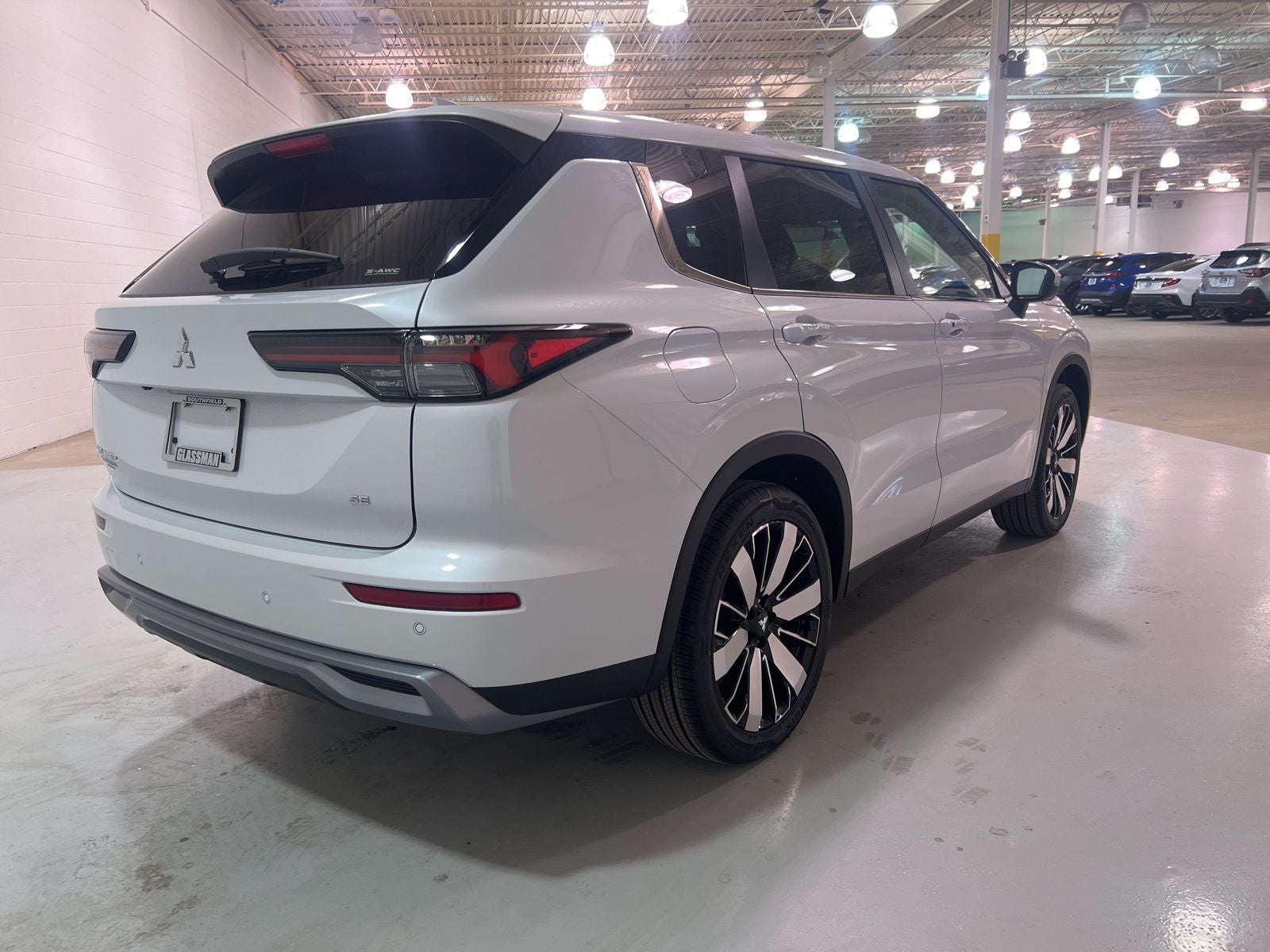 2025 Mitsubishi Outlander SE