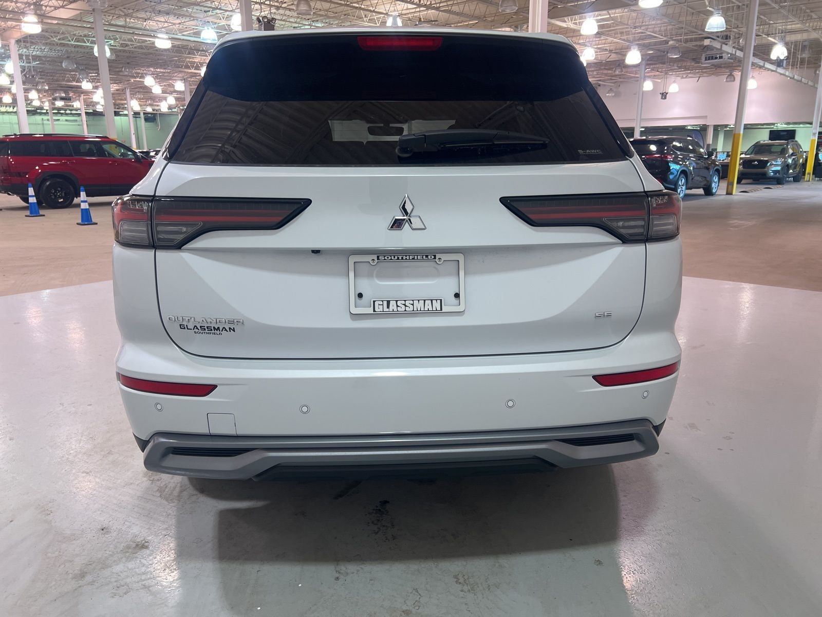2025 Mitsubishi Outlander SE