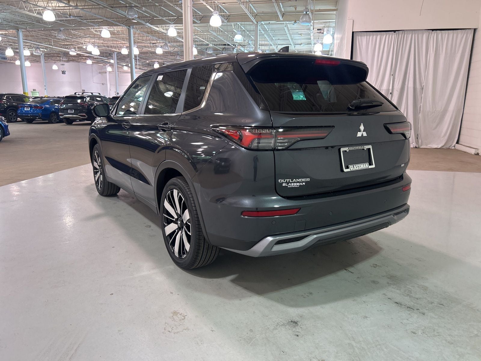 2025 Mitsubishi Outlander SE