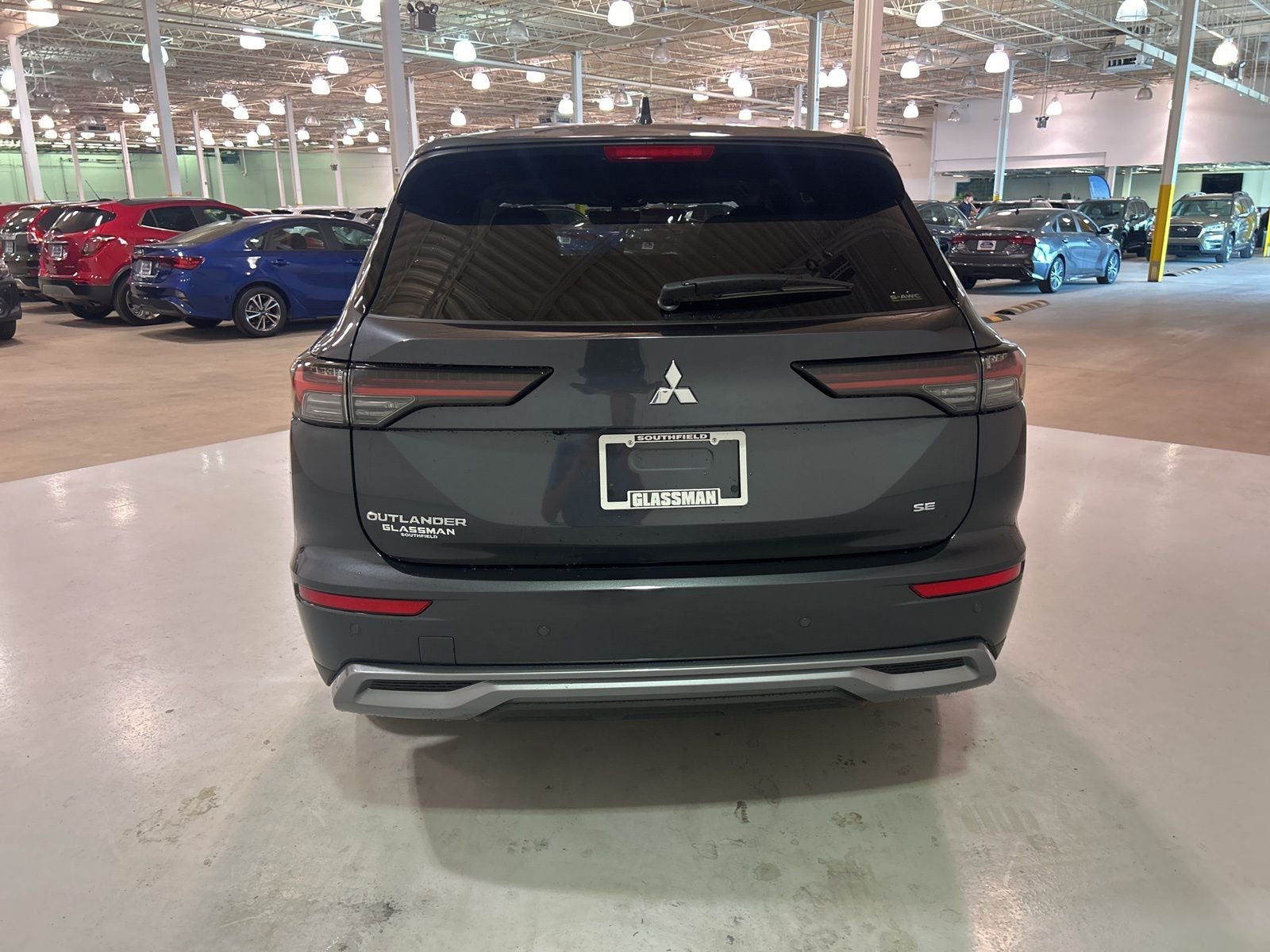 2025 Mitsubishi Outlander SE