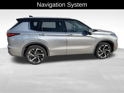 2023 Mitsubishi Outlander SEL
