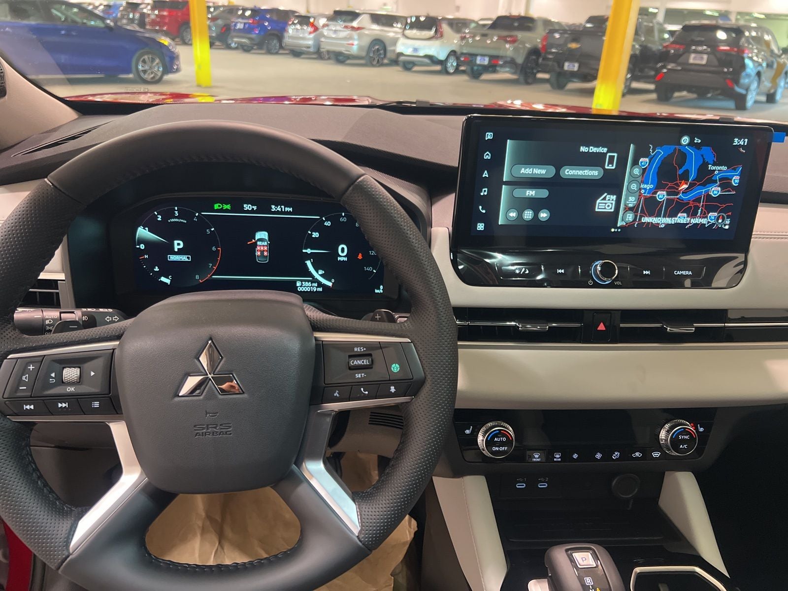 2025 Mitsubishi Outlander SE