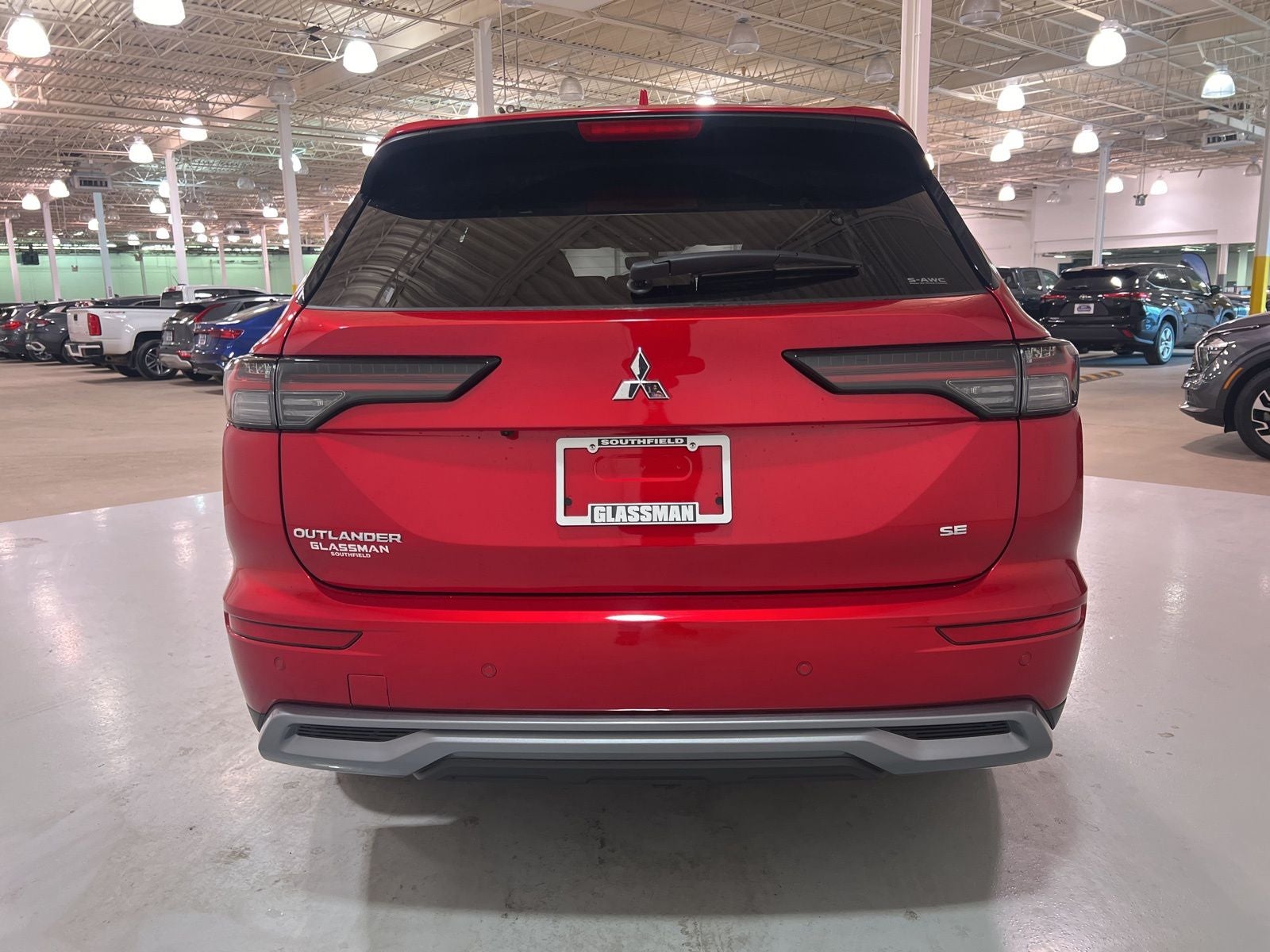 2025 Mitsubishi Outlander SE