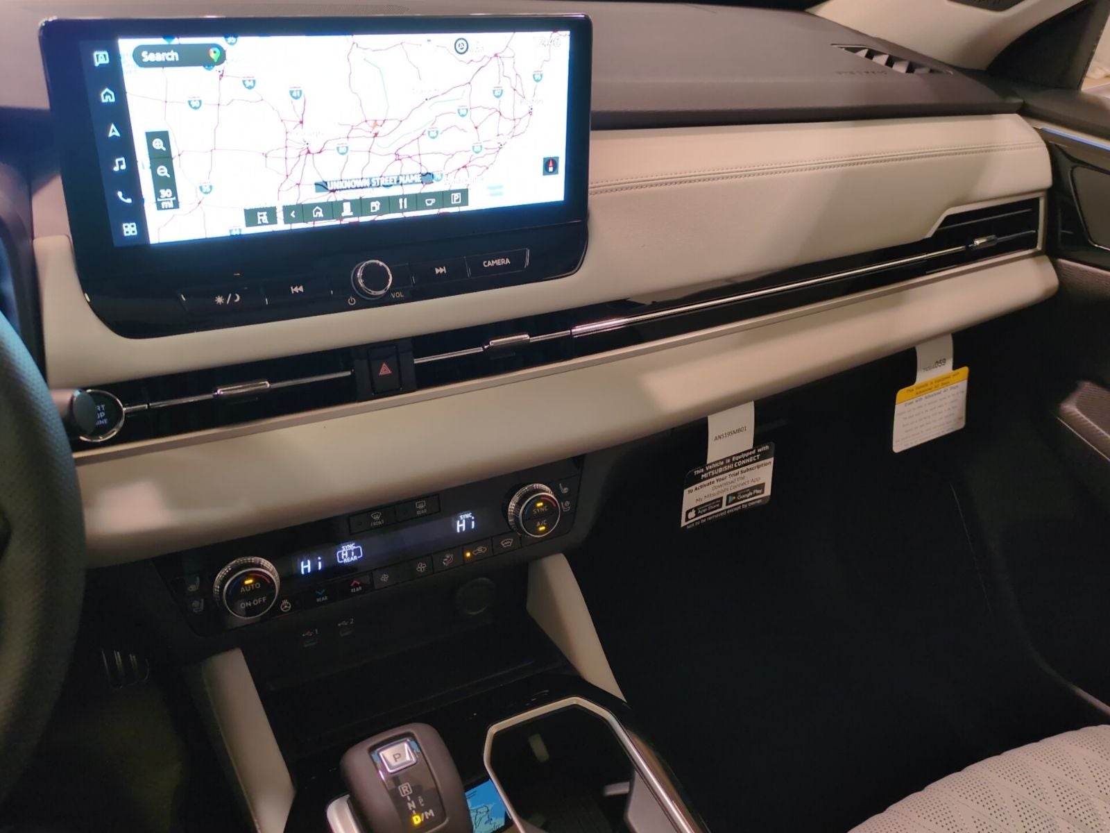 2025 Mitsubishi Outlander SEL Platinum Edition