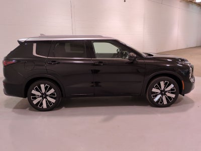 2025 Mitsubishi Outlander SEL Platinum Edition
