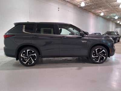 2025 Mitsubishi Outlander PHEV SE