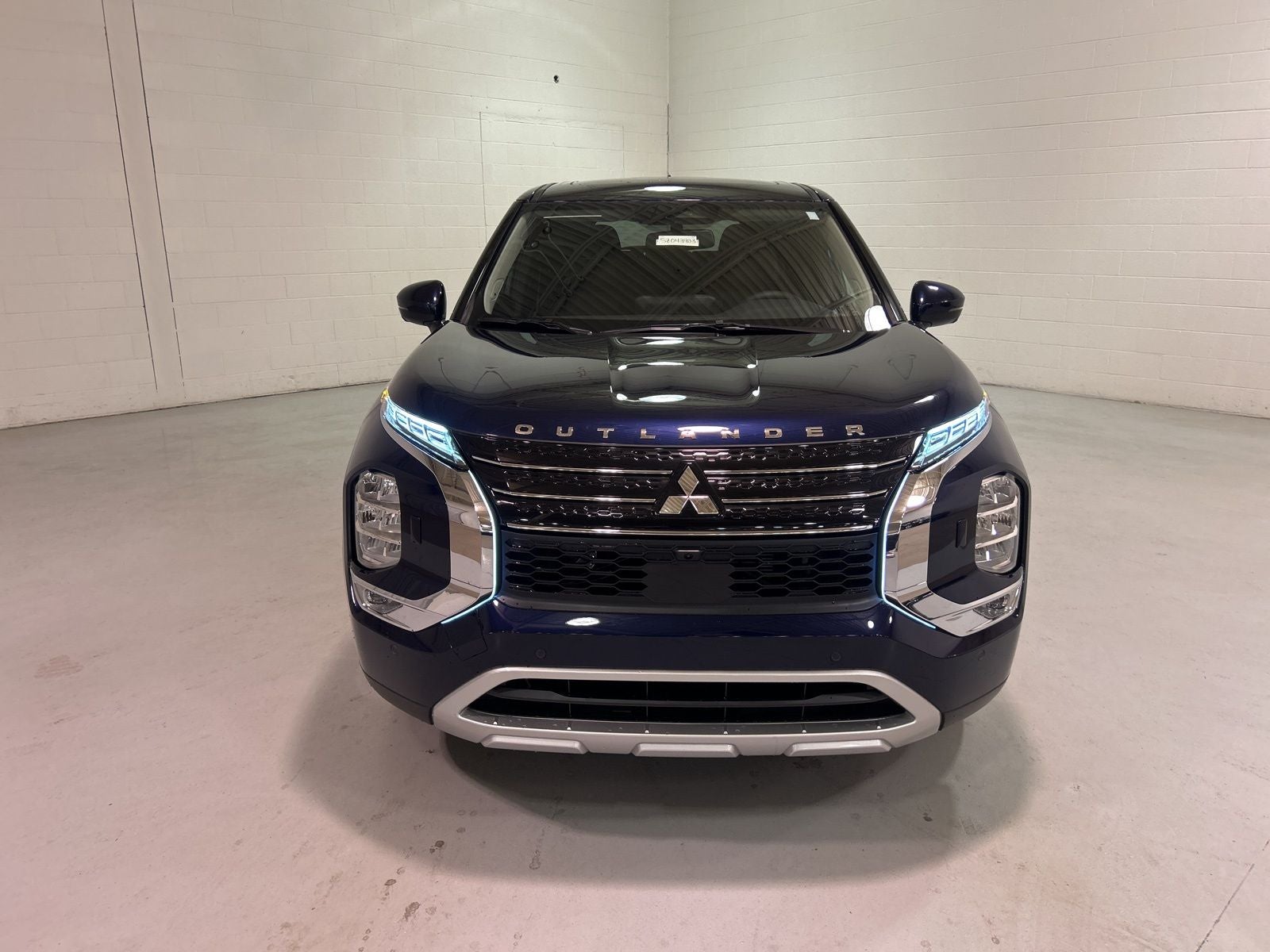 2025 Mitsubishi Outlander PHEV SE