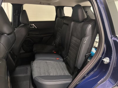 2025 Mitsubishi Outlander PHEV SE