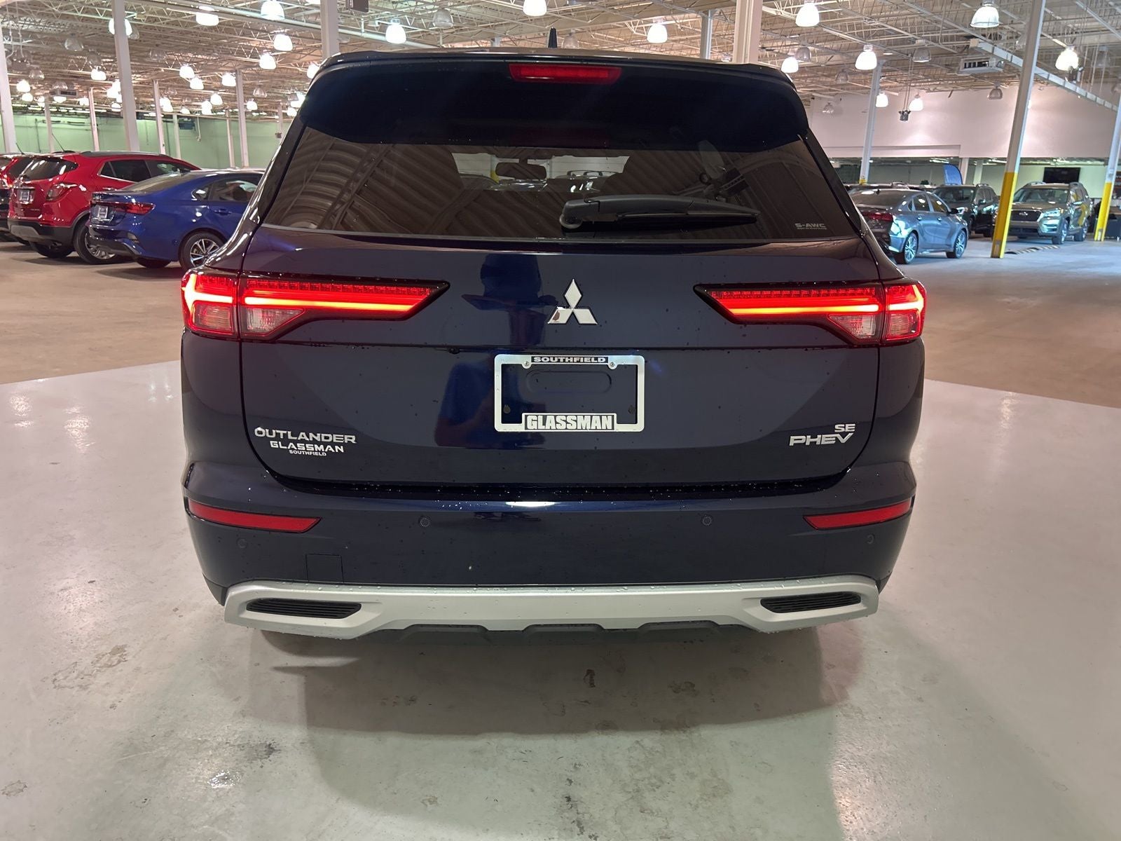 2025 Mitsubishi Outlander PHEV SE