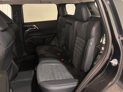 2025 Mitsubishi Outlander PHEV SE