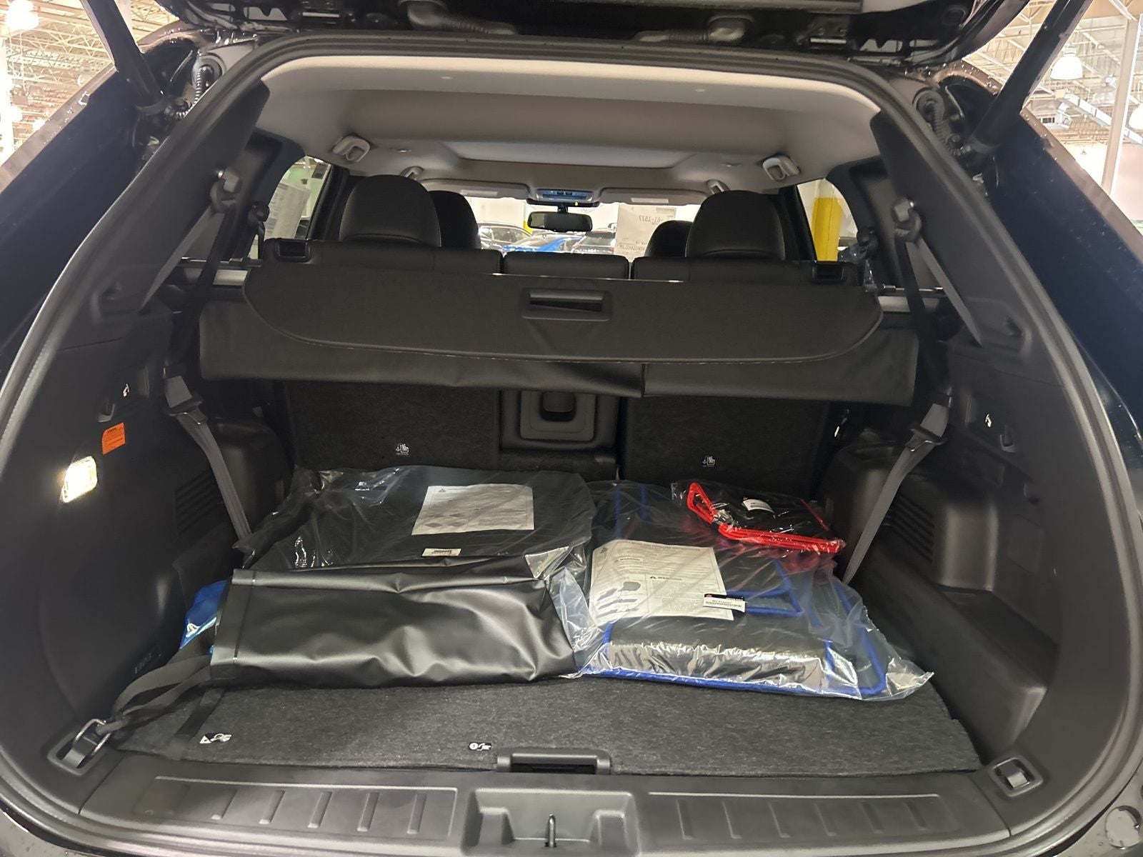 2025 Mitsubishi Outlander PHEV SE