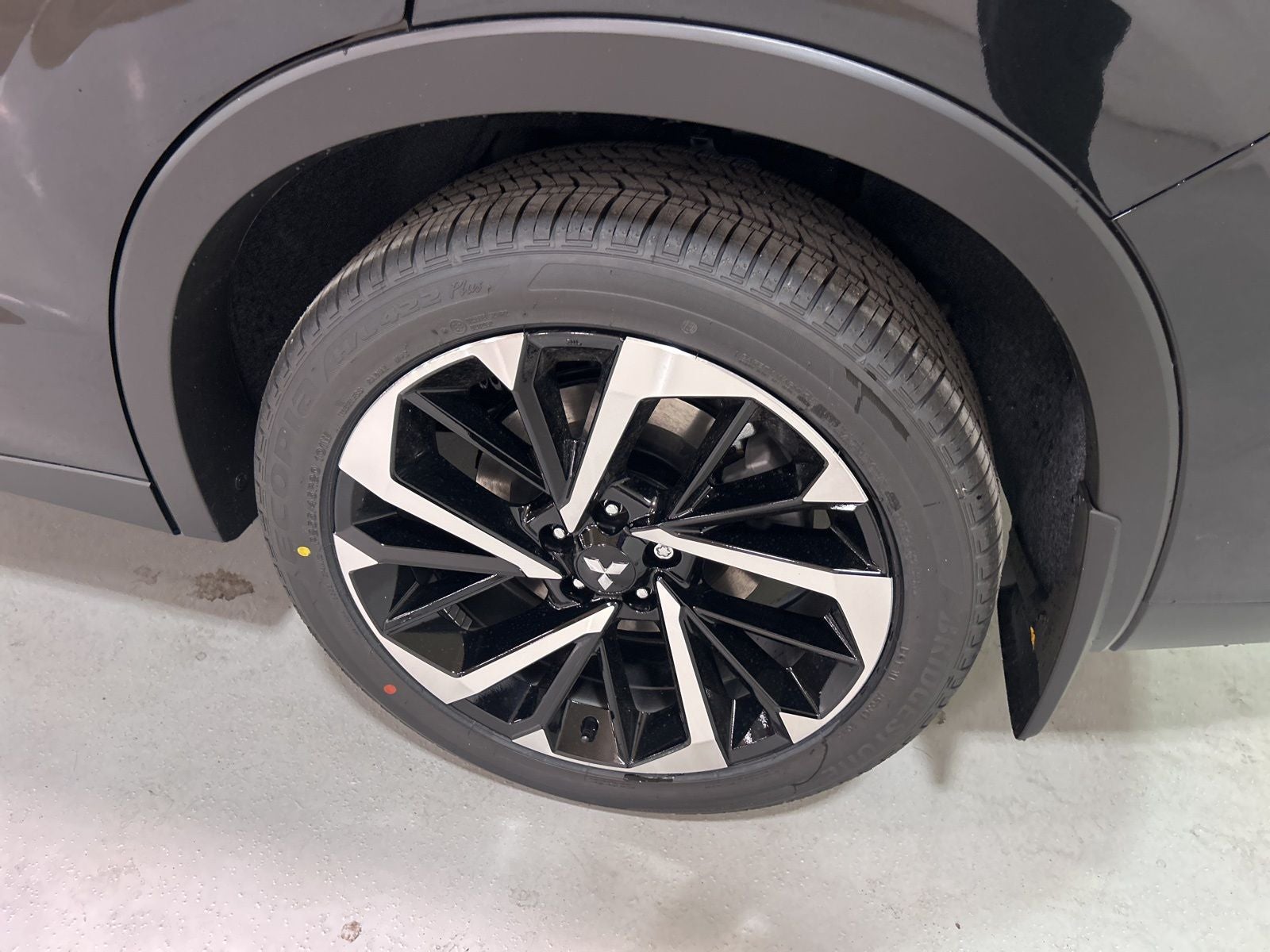 2025 Mitsubishi Outlander PHEV SE