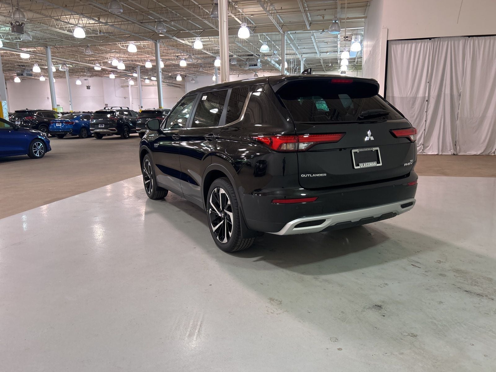 2025 Mitsubishi Outlander PHEV SE