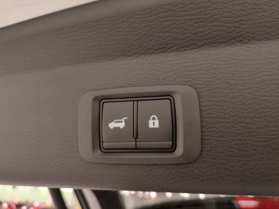 2025 Mitsubishi Outlander PHEV SE