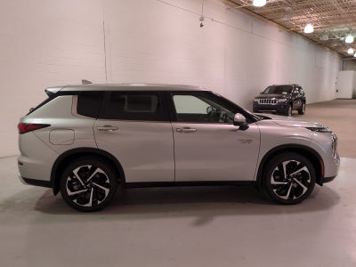 2025 Mitsubishi Outlander PHEV SE