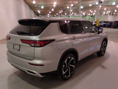 2025 Mitsubishi Outlander PHEV SE