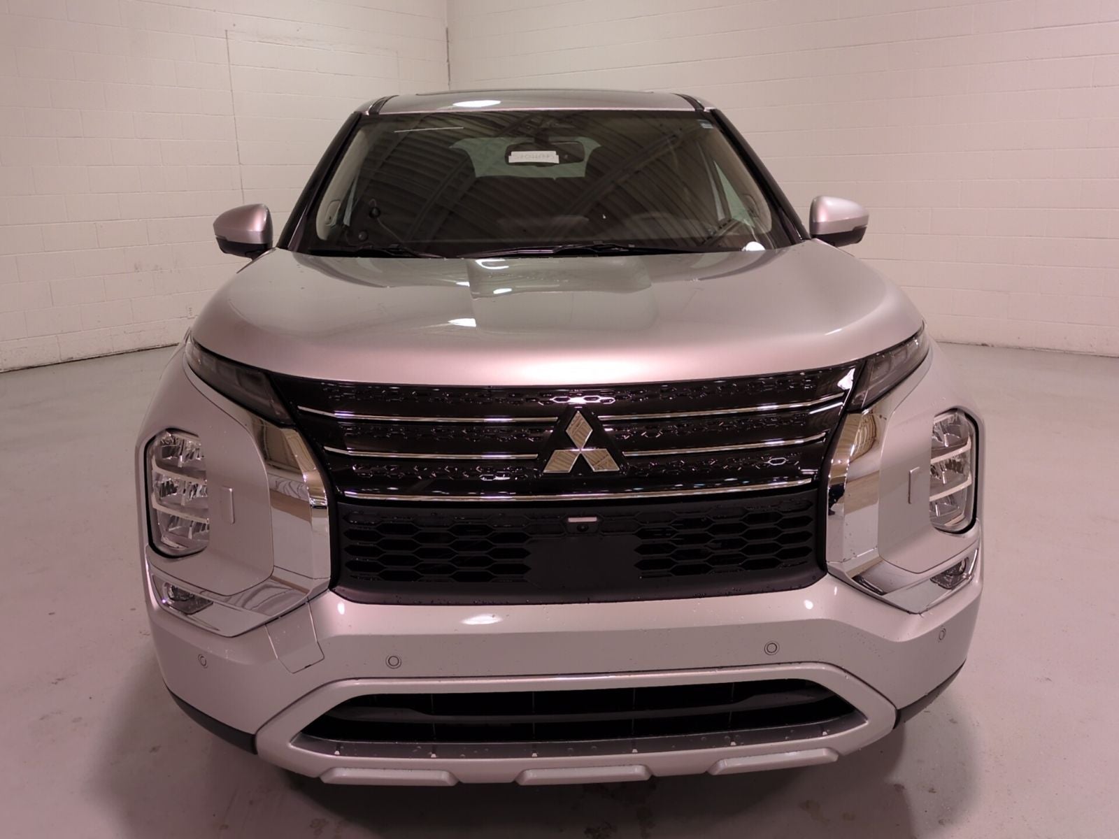 2025 Mitsubishi Outlander PHEV SE