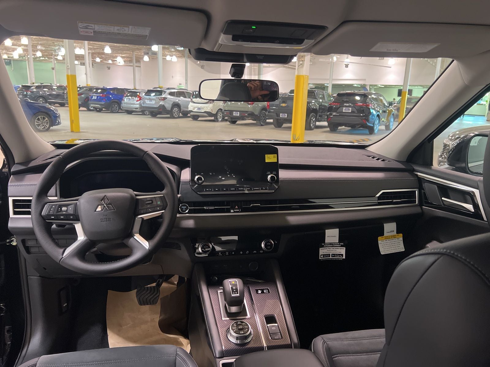 2025 Mitsubishi Outlander PHEV SE