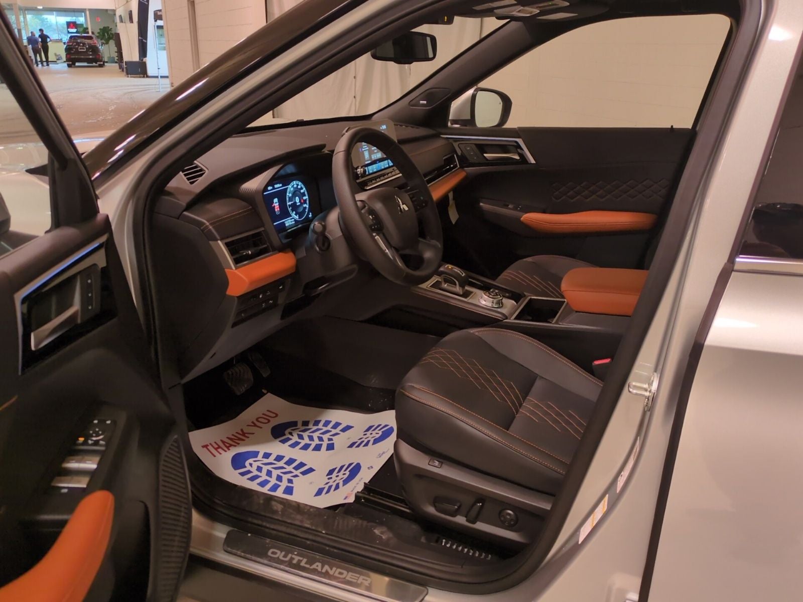 2025 Mitsubishi Outlander PHEV SEL