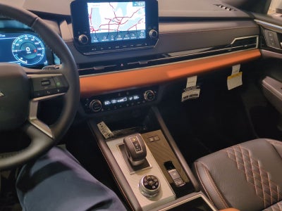 2025 Mitsubishi Outlander PHEV SEL