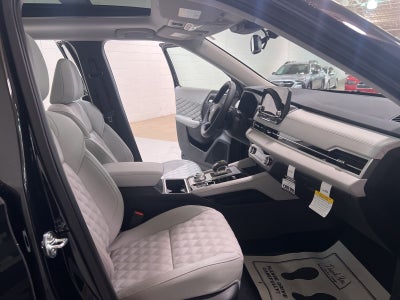 2025 Mitsubishi Outlander PHEV SEL