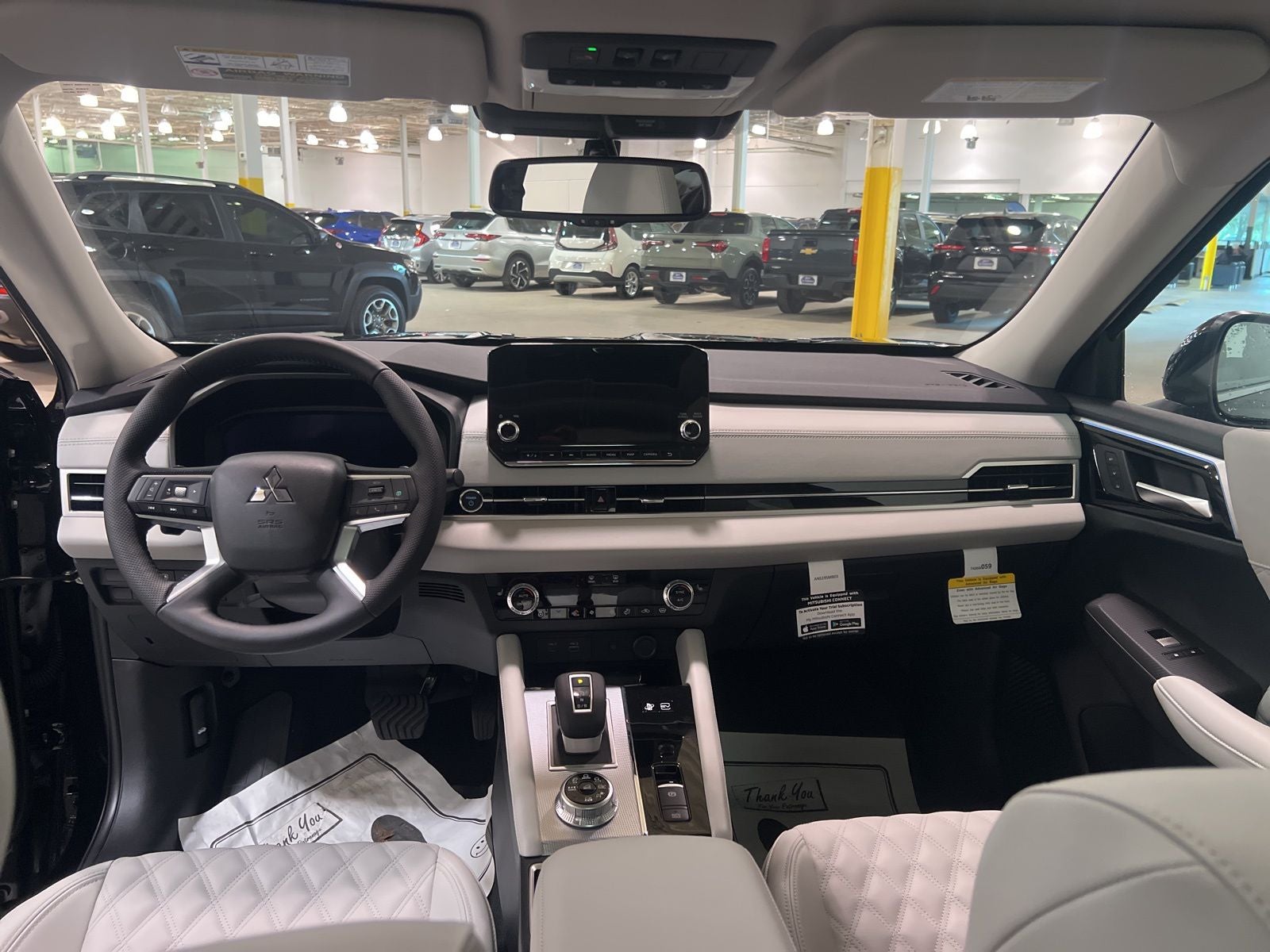 2025 Mitsubishi Outlander PHEV SEL