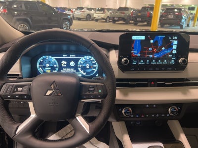 2025 Mitsubishi Outlander PHEV SEL