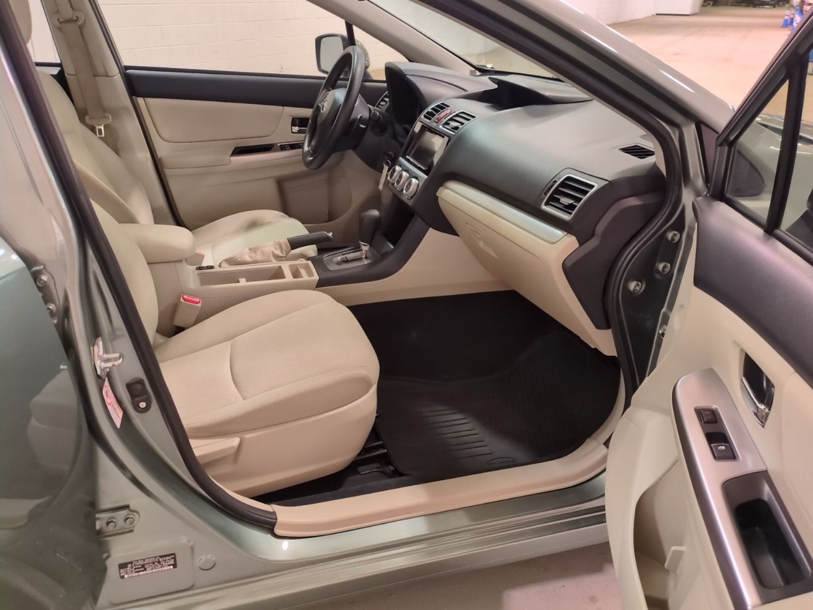 2016 Subaru Impreza 2.0i Premium