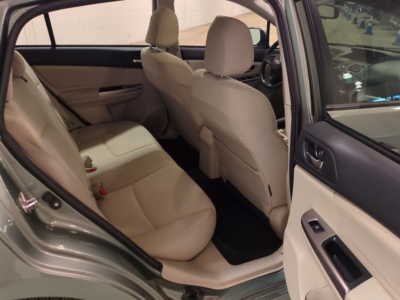 2016 Subaru Impreza 2.0i Premium