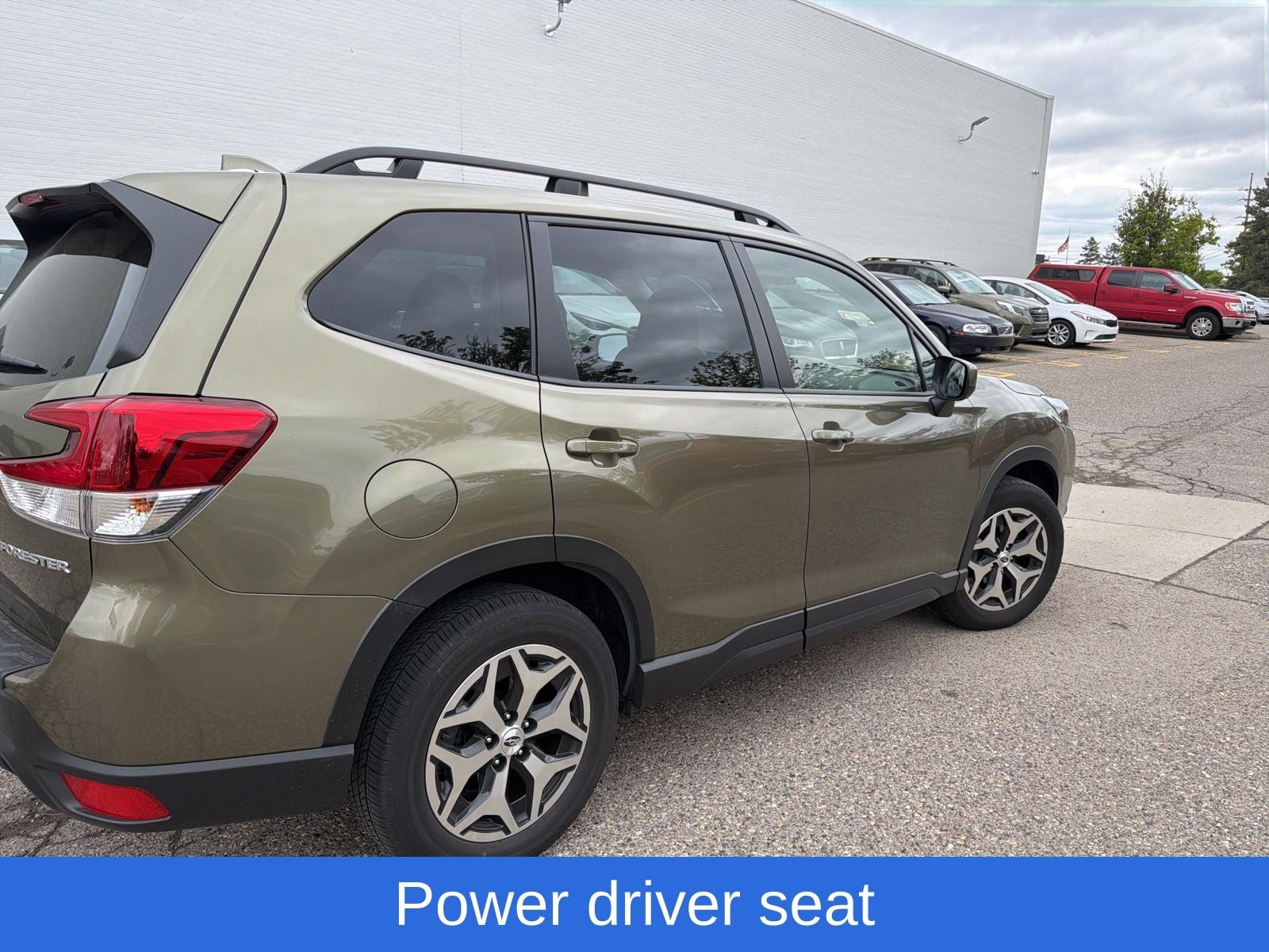 2023 Subaru Forester Premium