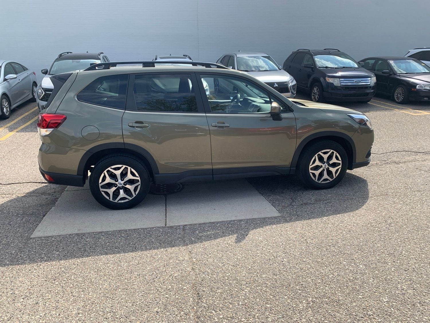 2024 Subaru Forester Premium
