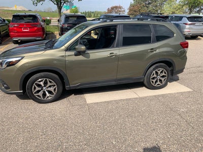 2024 Subaru Forester Premium