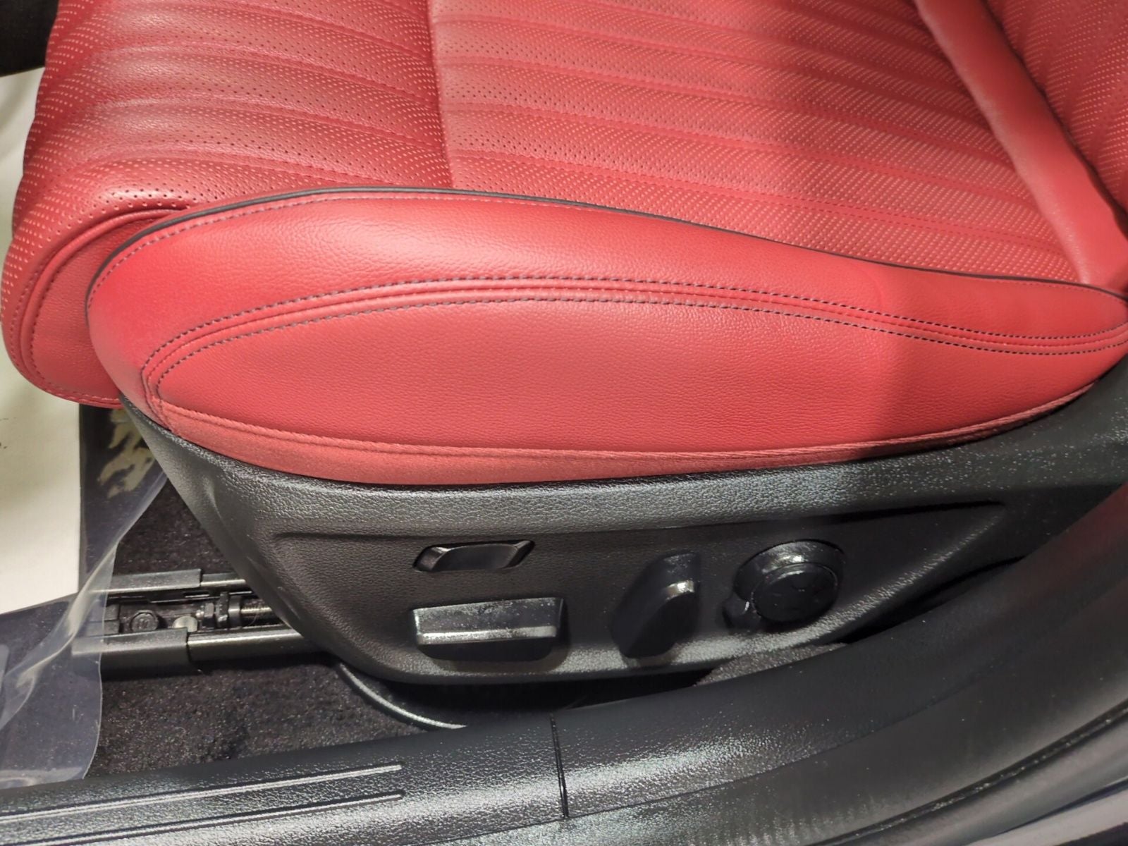 2025 Genesis G70 3.3T Sport Advanced