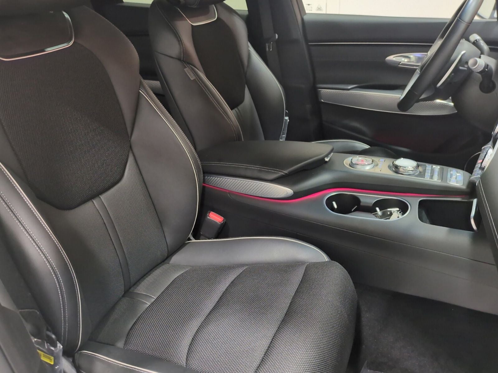 2025 Genesis GV70 3.5T Sport