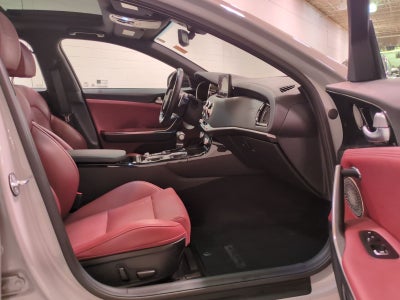 2023 Kia Stinger GT-Line