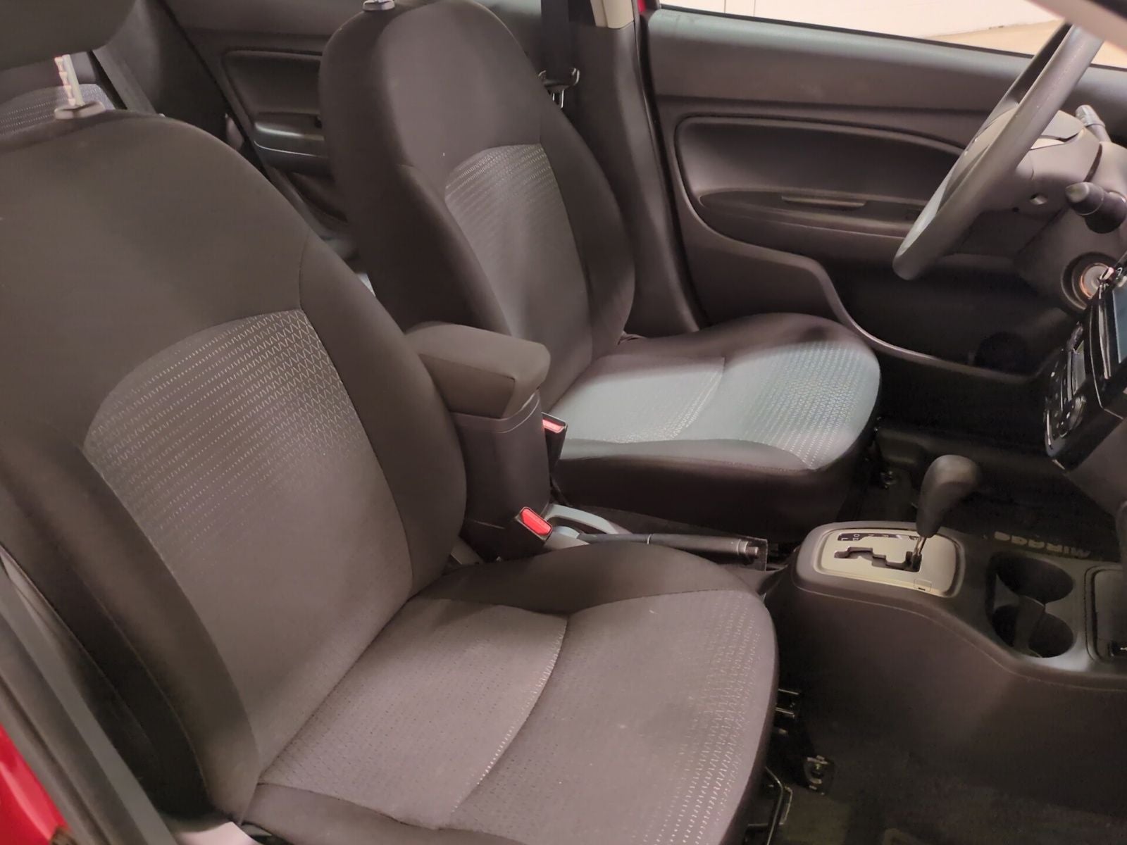 2024 Mitsubishi Mirage G4 ES